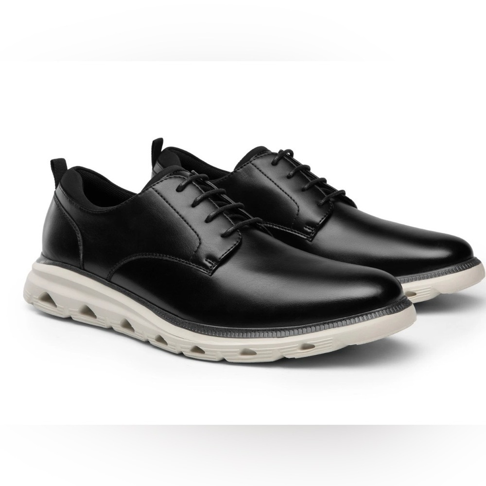 Lands End Black Leather Lace Up Oxford Men's Shoes. New in box. Size 9.5